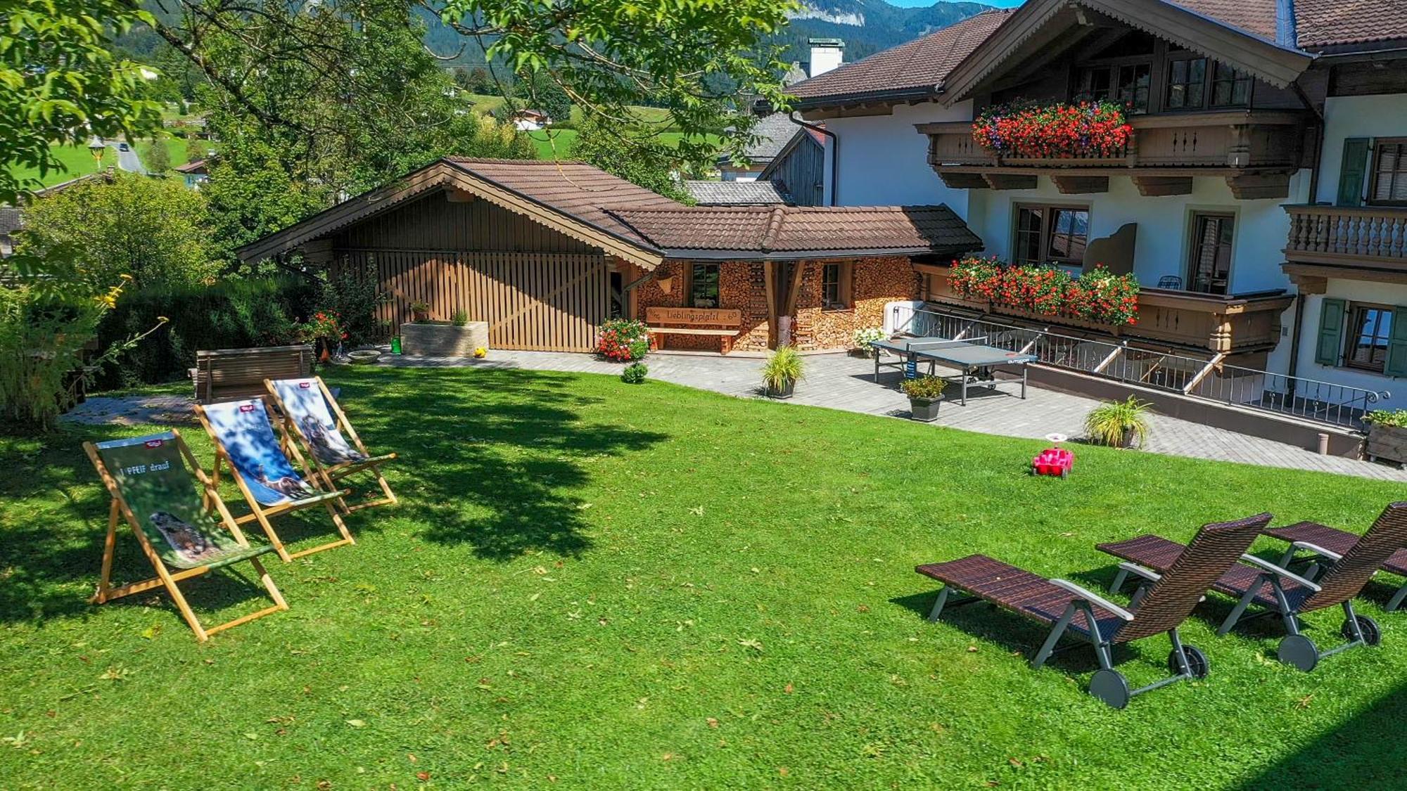 Gaestehaus Brantlhof Zimmer Und Ferienwohnungen In Going Am Wilden Kaiser מראה חיצוני תמונה