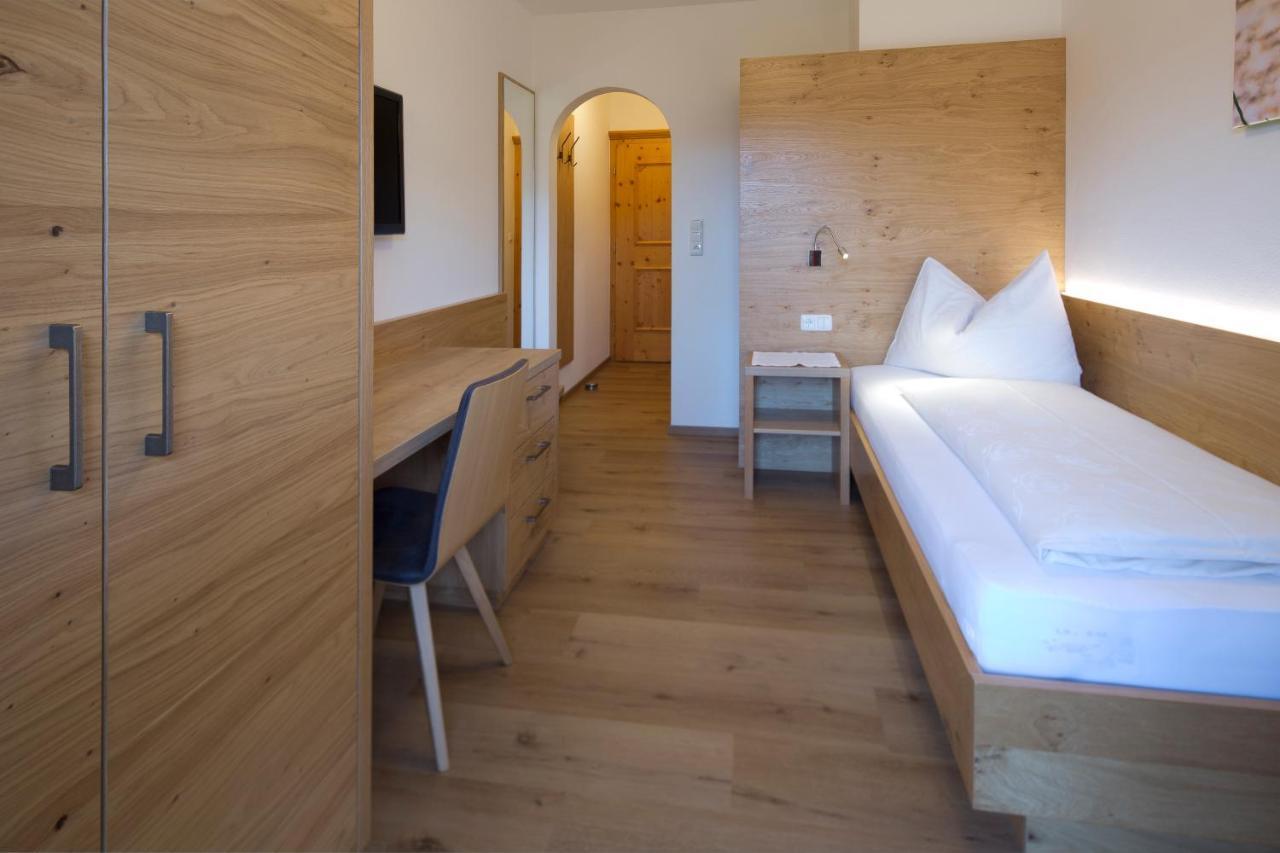 Gaestehaus Brantlhof Zimmer Und Ferienwohnungen In Going Am Wilden Kaiser מראה חיצוני תמונה